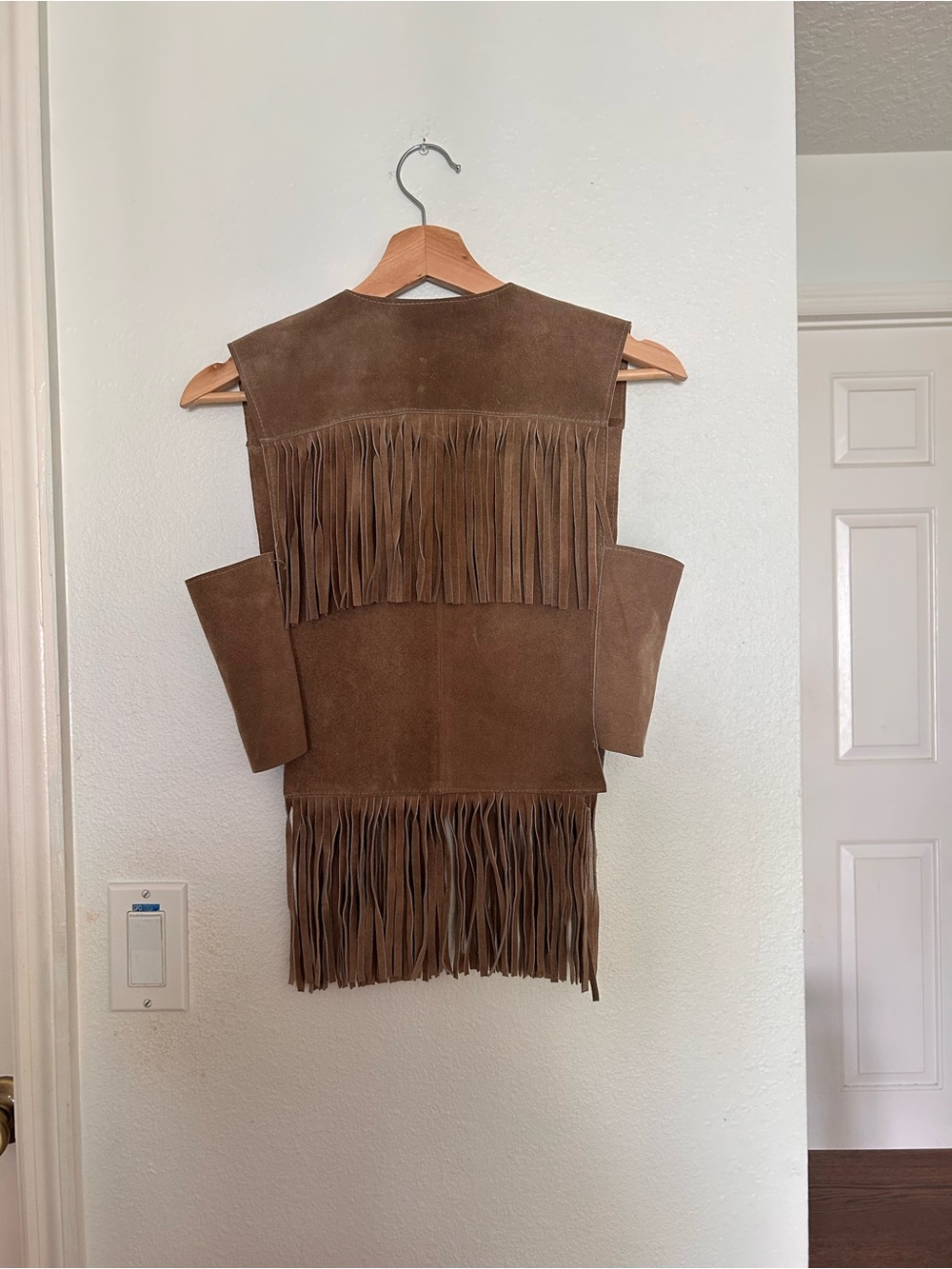Casual Corner Taupe Suede Fringe Vest - Picture 4 of 6